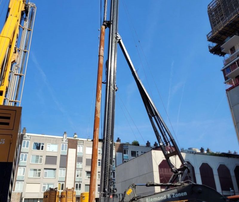 TUBEX paal van 61 meter diep!